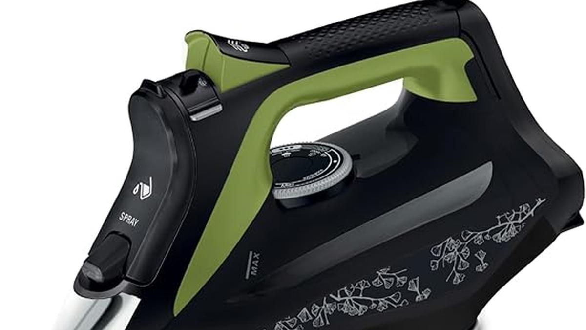 Rowenta DW6330D1 Ferro a Vapore Eco Intelligence 2500W Riscaldamento Rapido Nero Verde